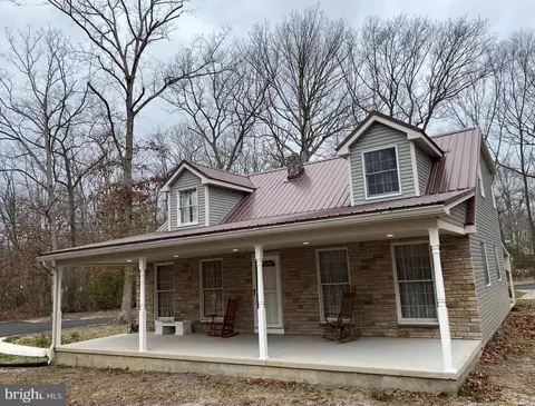 48 Jefferson Rd, Elmer, NJ 08318