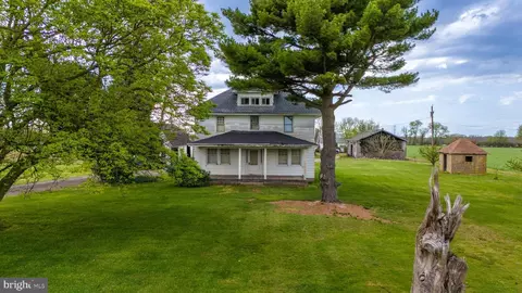 509 Pointers Auburn Rd, Pilesgrove, NJ 08098