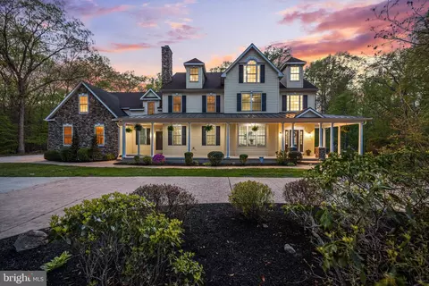52 Waterview Dr, Woodstown, NJ 08098