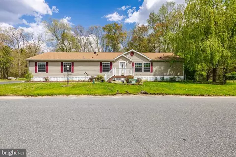 92 Hazelwood Dr, Pittsgrove, NJ 08318