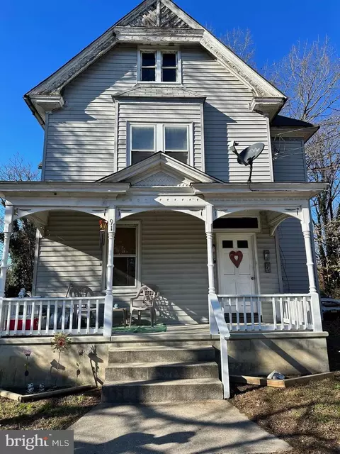 91 7th St, Salem, NJ 08079