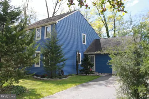 9 Alanna Ln, Elmer, NJ 08318