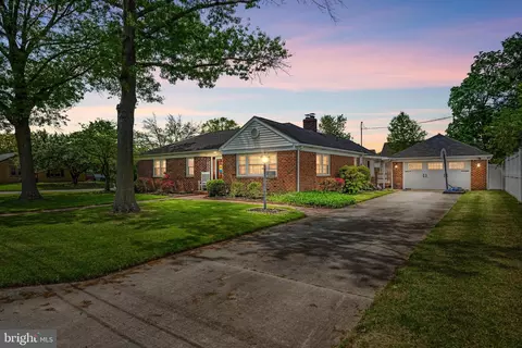 21 Grace Ave, Pennsville, NJ 08070