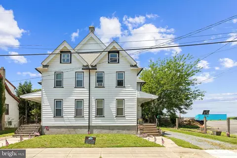 11 13 Front St, Pennsville, NJ 08070