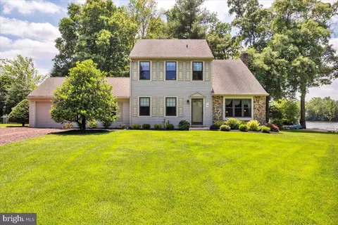 1171 Mallard Way, Elmer, NJ 08318