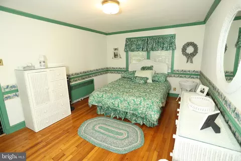 Bedroom - 41 8th St, Salem, NJ 08079 photo 3 of 5