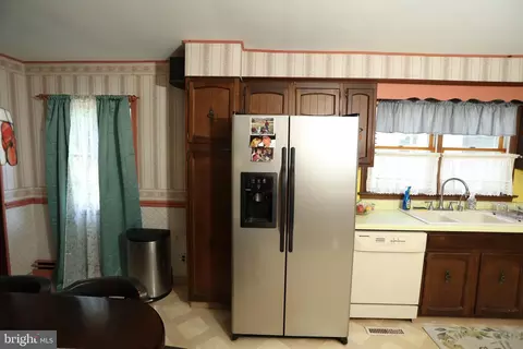 Kitchen - 41 8th St, Salem, NJ 08079 photo 5 of 6