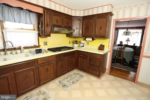 Kitchen - 41 8th St, Salem, NJ 08079 photo 4 of 6