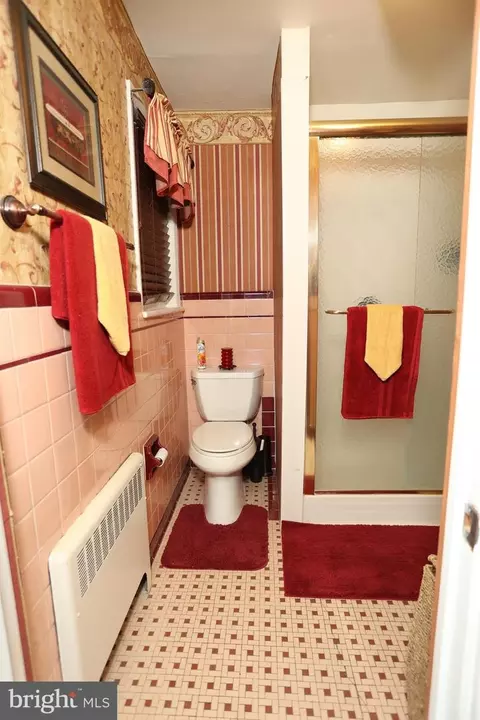 Bath - 41 8th St, Salem, NJ 08079 photo 1 of 4
