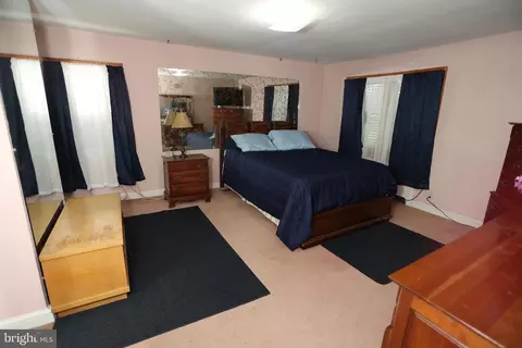 Bedroom - 41 8th St, Salem, NJ 08079 photo 4 of 5