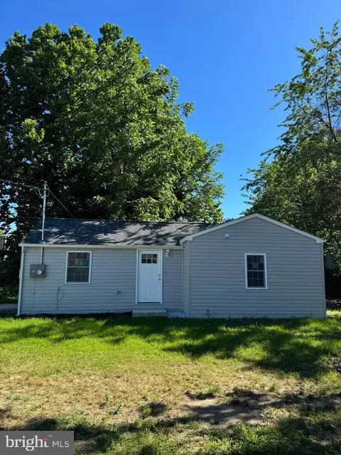 57 Cumberland Ave, Penns Grove, NJ 08069