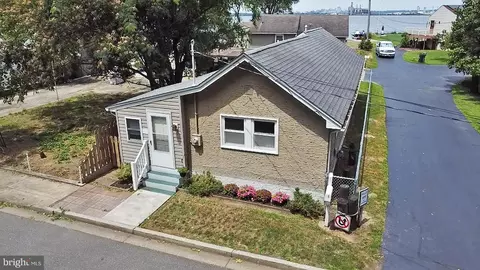 58 Mill St, Penns Grove, NJ 08069
