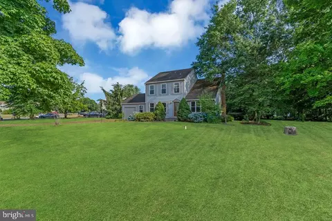 1030 Rainbow Cir, Elmer, NJ 08318