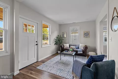 16 Broad St, Deepwater, NJ 08023 photo 5