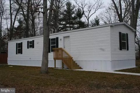 57 E Quilleytown Rd #B-11, Penns Grove, NJ 08069