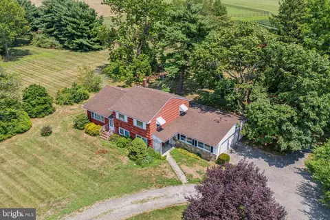 316 Swedesboro Rd, Pilesgrove, NJ 08098