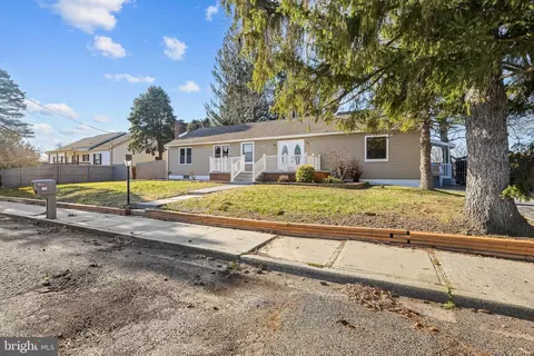 93 Harvard Rd, Pennsville, NJ 08070