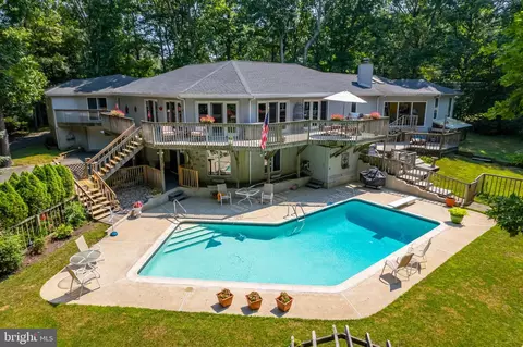 352 Alloway Friesburg Rd, Alloway, NJ 08001