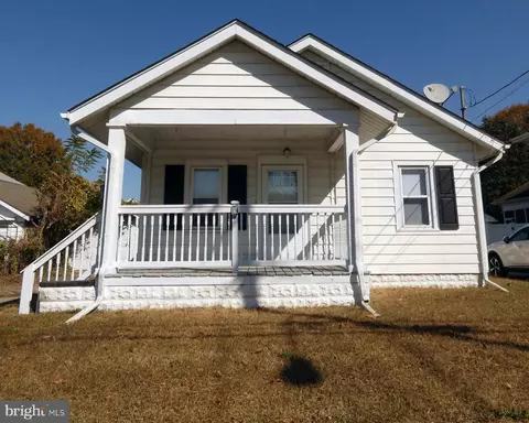 9 W Del A Vue Ave, Carneys Point, NJ 08069