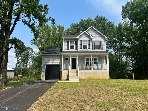 366 Pierson Rd, Woodstown, NJ 08098