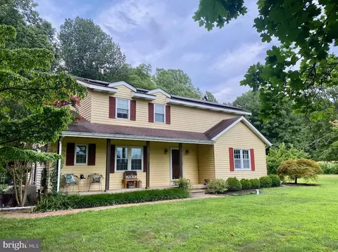 1398 Kings Hwy, Pilesgrove, NJ 08098