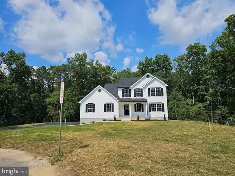 14 Whitetail Dr, Elmer, NJ 08318