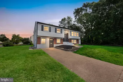 401 Ralphs Ln, Penns Grove, NJ 08069