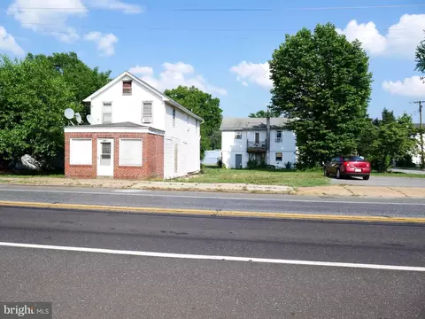 556 N 562 N Broadway, Carneys Point, NJ 08069