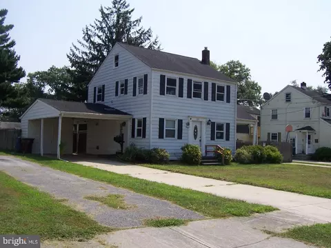 123 Rose Dr, Woodstown, NJ 08098