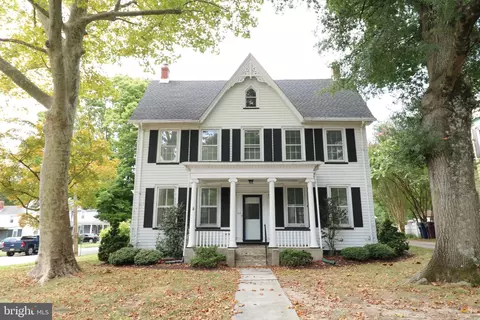 164 S Main St, Woodstown, NJ 08098