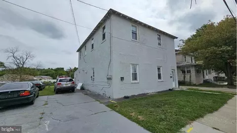 135 N Broad St, Penns Grove, NJ 08069