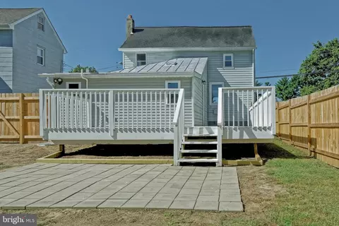 Exterior - 12 Cedar St, Alloway, NJ 08001 photo 3 of 5
