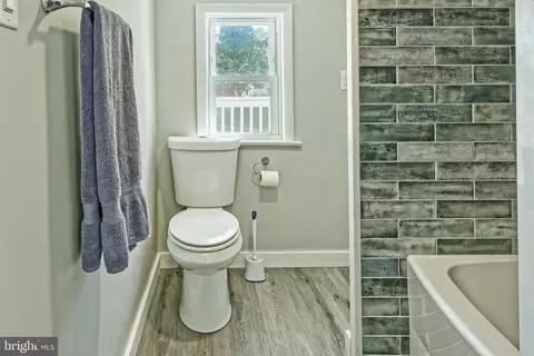 Bath - 12 Cedar St, Alloway, NJ 08001 photo 1 of 3