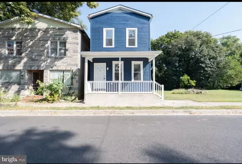 8 Eakin St, Salem, NJ 08079