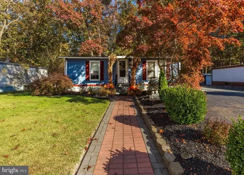 28 Hazelwood Dr, Pittsgrove, NJ 08318