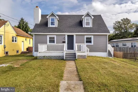 35 E Line St, Penns Grove, NJ 08069