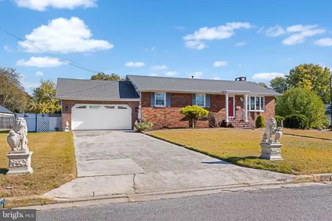 59 Spruce St, Penns Grove, NJ 08069