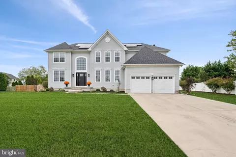 6 Queensberry Ln, Woodstown, NJ 08098