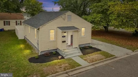 26 N Norman Ave, Penns Grove, NJ 08069