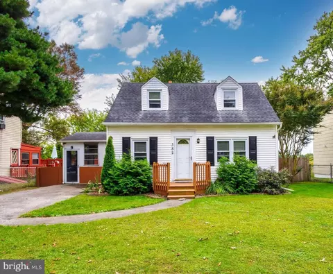 382 Manor Ave, Penns Grove, NJ 08069