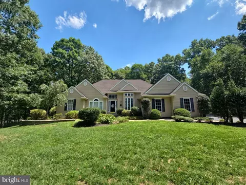 29 Locust Hill Ct, Bridgeton, NJ 08302