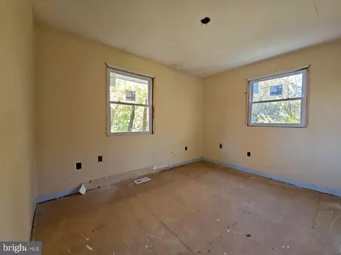 Bedroom - 25 Timberman Rd, Woodstown, NJ 08098 photo 2 of 3