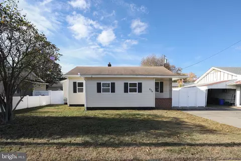 579 N Broadway, Deepwater, NJ 08023