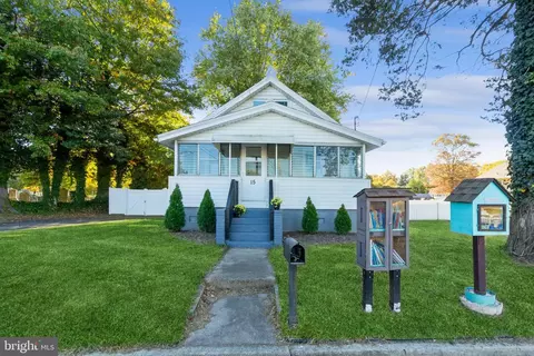 15 Fort Mott Rd, Pennsville, NJ 08070
