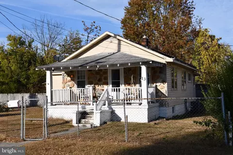 13 E Union St, Penns Grove, NJ 08069