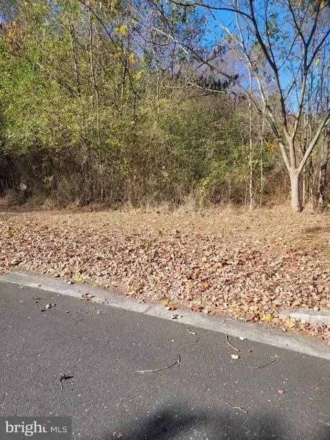 4 Garrison Rd, Elmer, NJ 08318