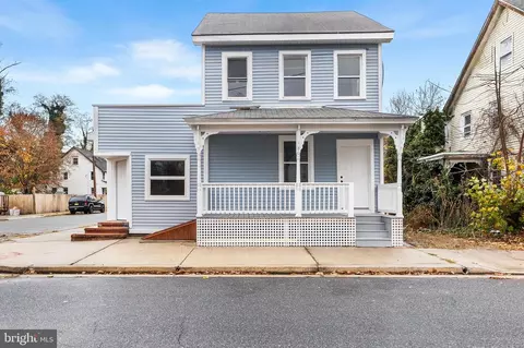 19 Olive St, Salem, NJ 08079