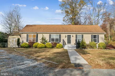 21 Elder Pl, Pennsville, NJ 08070
