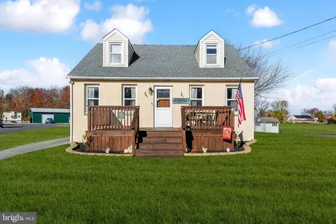 623 Salem Fort Elfsborg Rd, Salem, NJ 08079