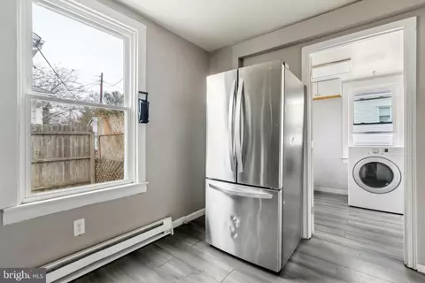 Entry Way - 9 Harrison St, Deepwater, NJ 08023 photo 3 of 3